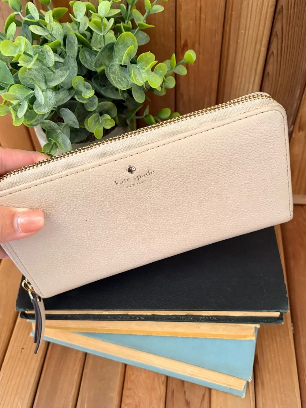 Kate Spade Blush Ivory Pebbled Leather Zip Around Continental Wallet